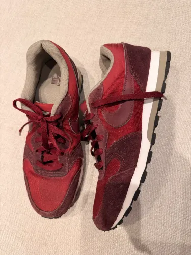 Tênis Nike MD Runner 2 Masculino - Tamanho 40 - Vinho / Bordô