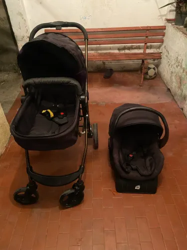 Carrinho de bebê 2 em 1 