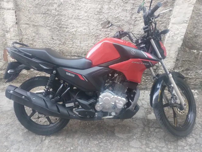 Moto Yamaha pra trocar em outra
