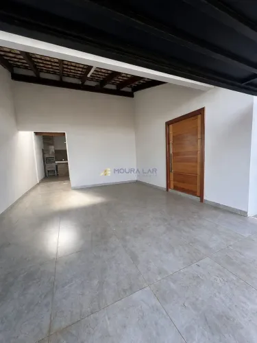 Casa com 3 Quartos, Suíte e Área Gourmet à Venda no Interlagos III