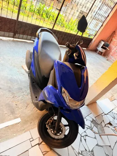 Yamaha fluo 2023