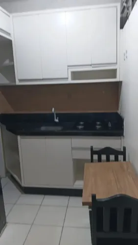 Alugo kitnet