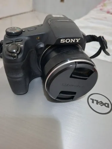 Câmera Cyber-shot DSC-HX100V