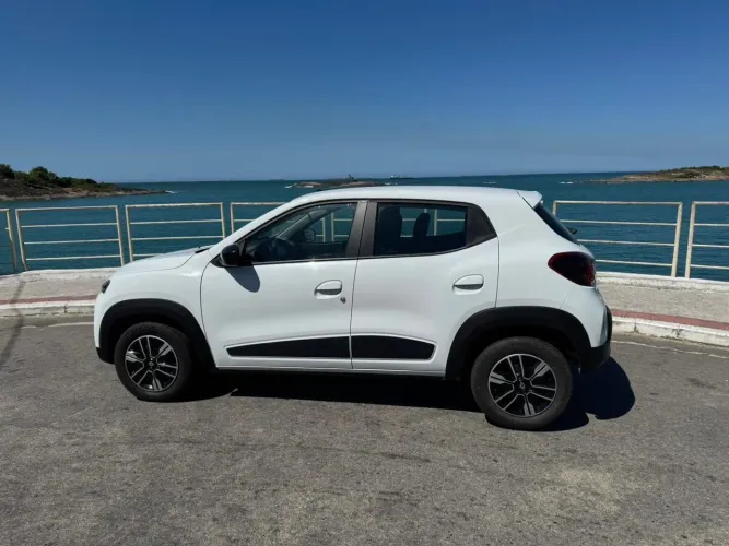 Renault Kwid Intense 1.0 Flex 12V 5P Mec. 2024