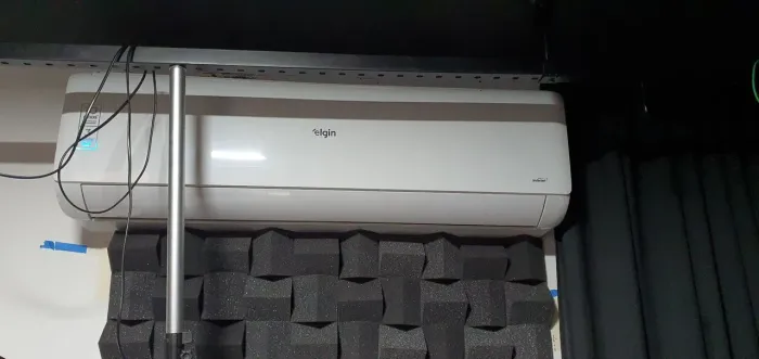 Ar 24btus 1 ano de uso inverter 