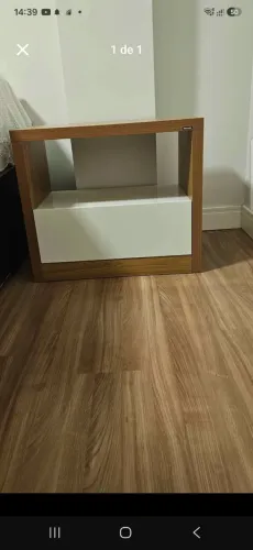 Vendo mesa de cabeceira / criado mudo