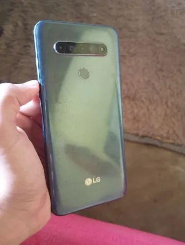 Celular bateria otima ,tela trincada, funciona perfeitamente 