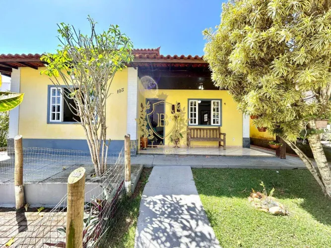 Casa de 3 quartos, piscina e área gourmet à venda no Condomínio Greenville I Rasa, Armaçã