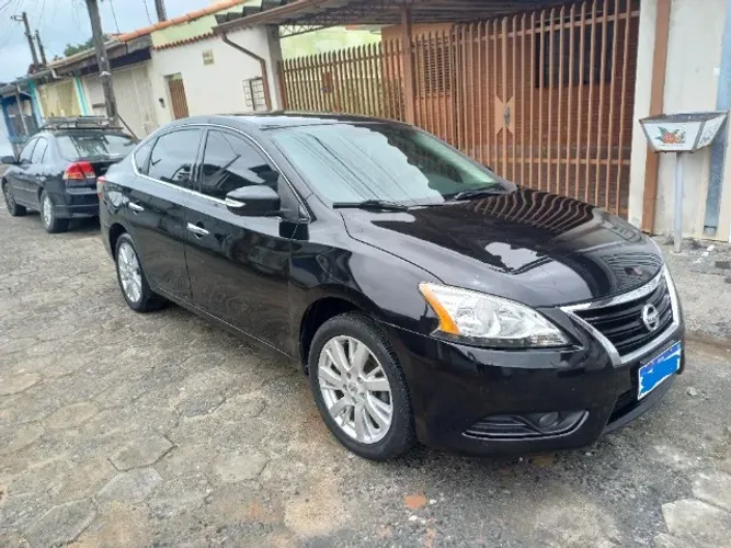 Nissan Sentra SL 2.0/ 2.0 Flex Fuel 16V Aut. 2015