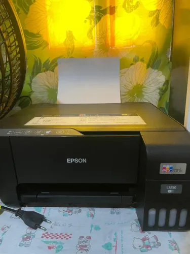 Impresora epson l3250 perfeito estado