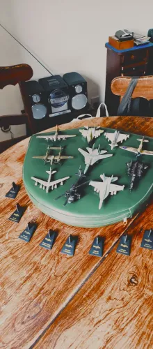 Aviões em miniaturas Maisto 