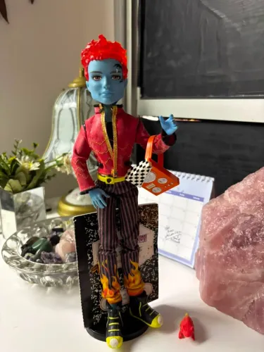 Holt Hide Monster High Divisão de Lote!