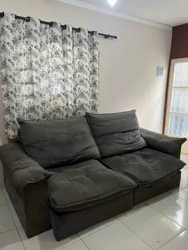 Sofá retrátil