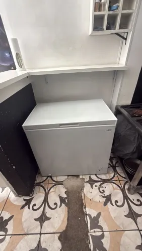 Vende-se tudo.