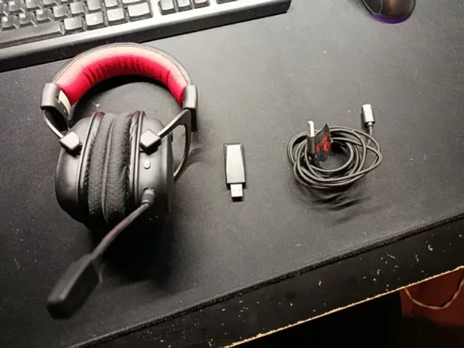 Headset Gamer Redragon Zeus Pro Preto Sem Fio 7.1 H510-PRO