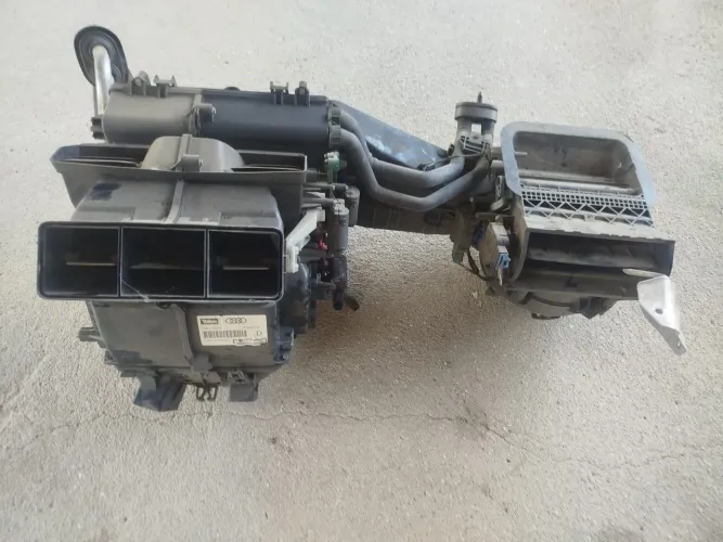 Caixa evaporadora ar condicionado Audi a4 2001-2002-2003-2004