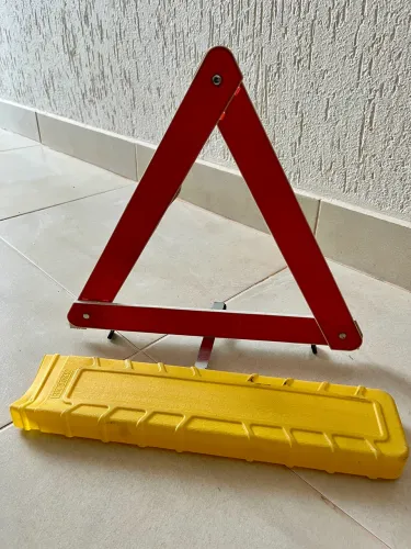 Triângulo de sinalização 