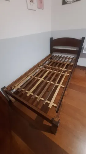 Cama solteiro madeira maciça