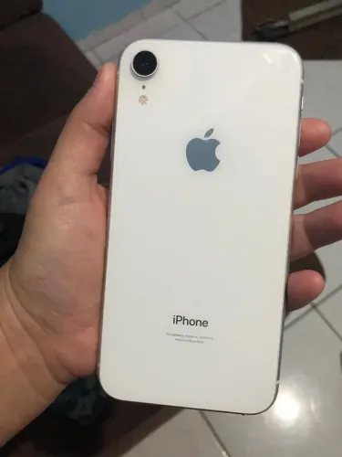 iPhone XR
