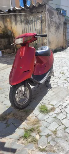 Duas suzuki AE50