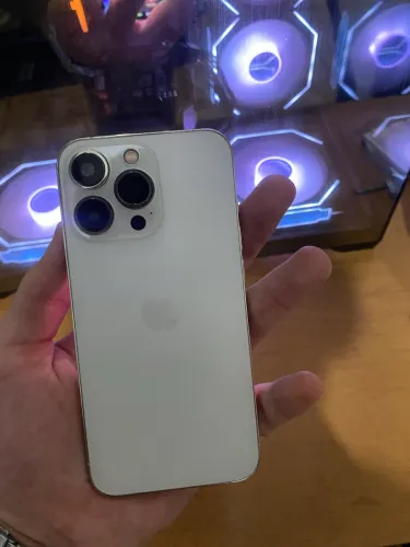 Troco por pc ou vendo iPhone 13 Pro e iPhone 11