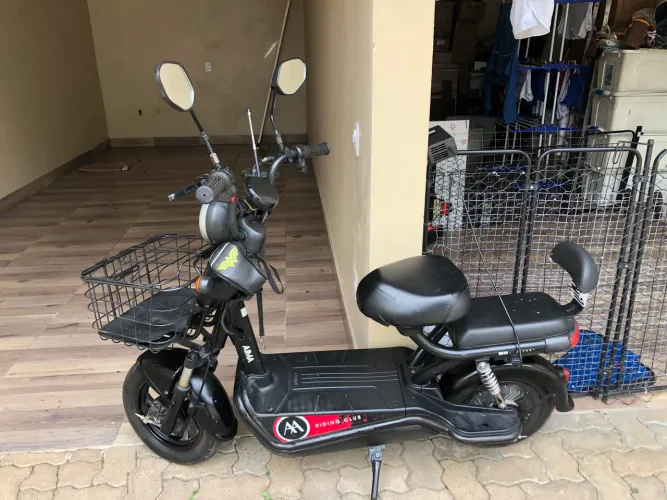 Vendo Scooter Elétrica