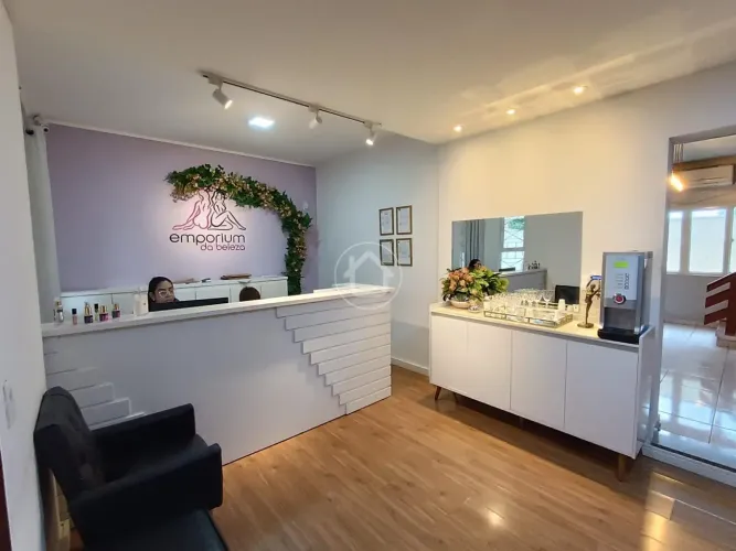 CLÍNICA ESTÉTICA EQUIPADA OTIMO INVESTIMENTO