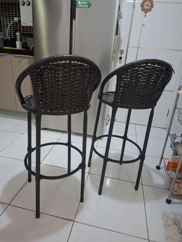 Vendo bancos altos para cozinha usado