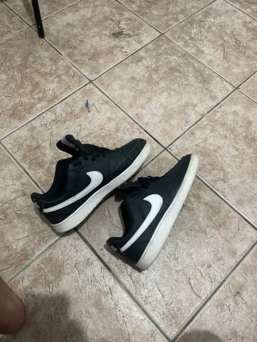 Tênis Nike court vision