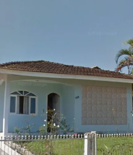 CASA À VENDA OU TROCA 
