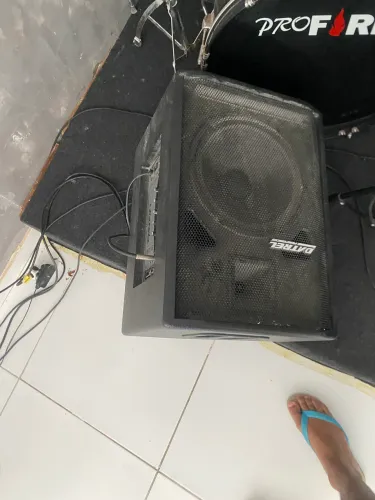 Vendo retorno de palco