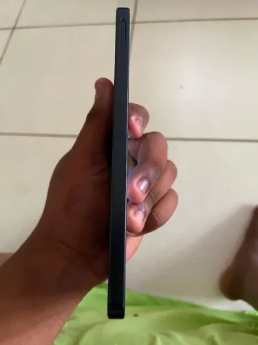 Vendo A17,2 meses de uso
