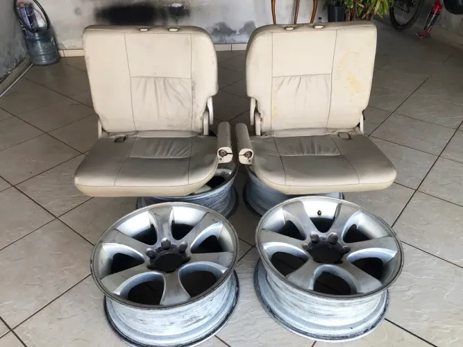 Vende-se 6° e 7° banco SW4 