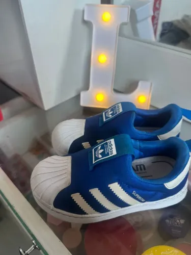 Tênis Adidas infantil