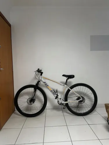 Vendo - Bicicleta FOXXER - bike semi nova