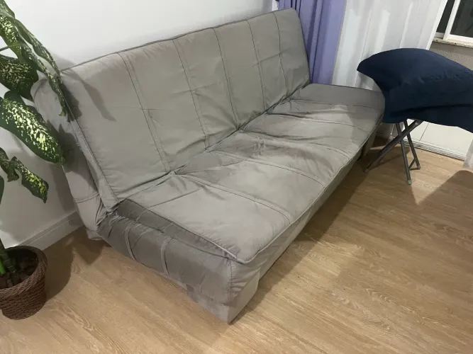 Doação de sofá cama