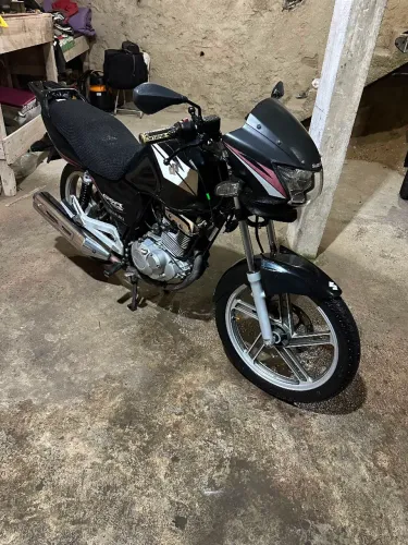 Troco Suzuki gsr 125S 2016