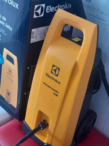 Lavadora de alta pressão Electrolux 