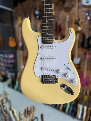 Guitarra winner Branca