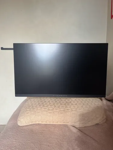 Alienware AW2525hm 320hz