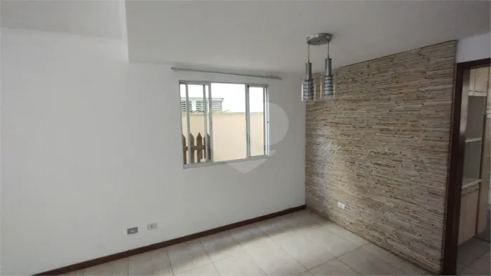 Casa à venda ou para alugar com 3 quartos, sendo 1 suíte, no condomínio Nativo Clube - Gra