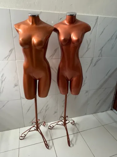 Manequim de fibra