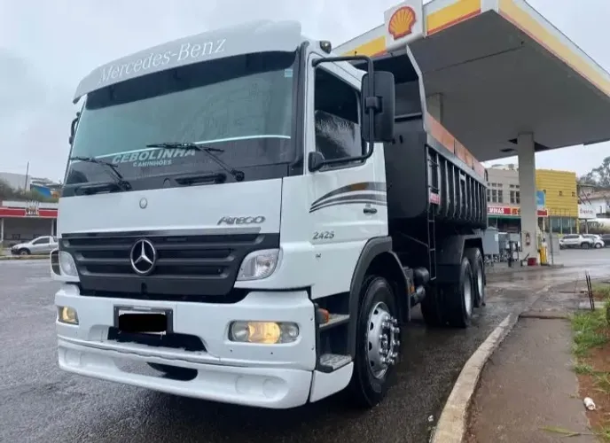  MB atego 2425 2010  caçamba 