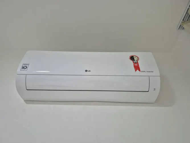 Ar condicionado Split LG 12.000 BTU's Inverter