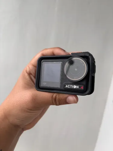 DJI Osmo Action 4 + MUITOS ACESSÓRIOS! MUITO POUCO USADA!