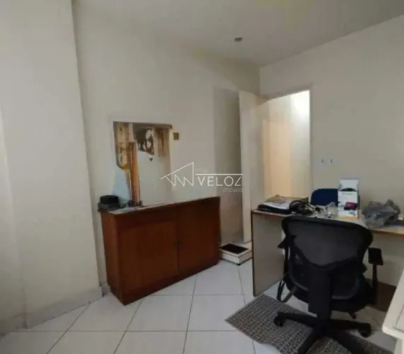Apartamento : / Residencial / Humaitá