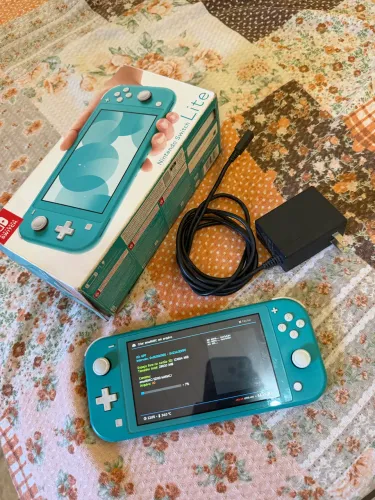 NINTENDO SWITCH LITE CORAL DESTRAVADO + 128GB