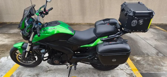 **VENDO DOMINAR 400*