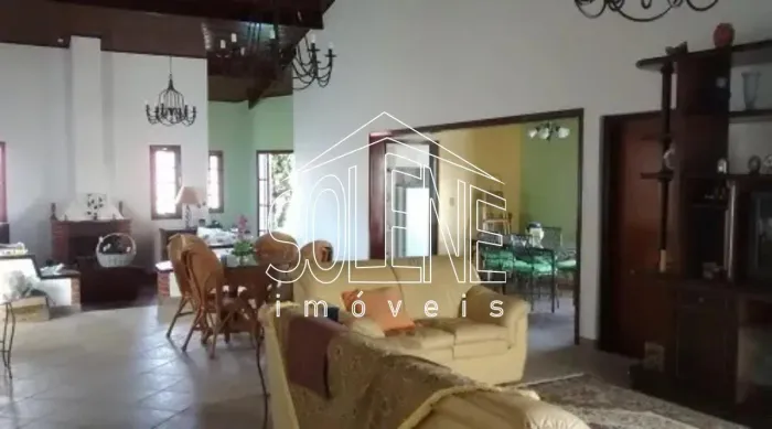 CASA TERREA MOBILIADA PARA VENDA NO CENTRO DE MAIRINQUE COM 6 DORMITORIOS SENDO 5 SUITES,
