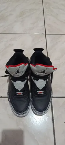 Tênis Jordan son of mars low tamanho 42